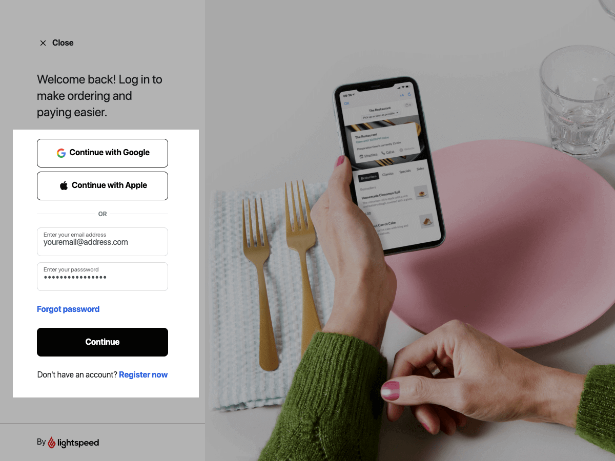 The login page with both login methods highlighted