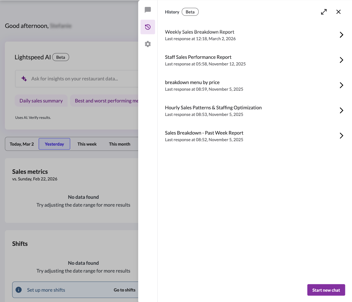 La fenêtre de l'agent Insights AI avec l'onglet d'historique de chat