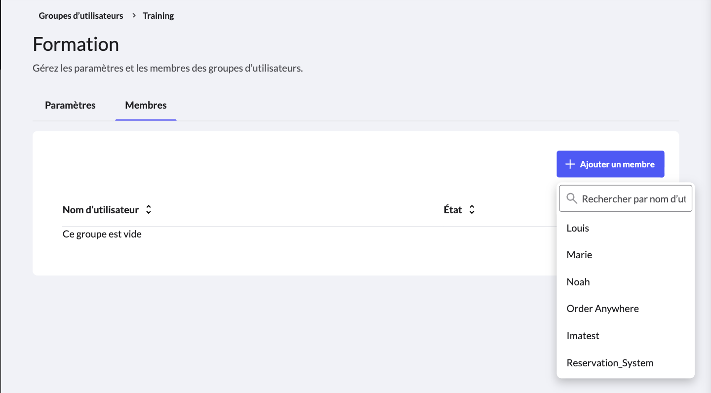 Le menu déroulant utilisé pour ajouter des membres à un groupe d'utilisateurs