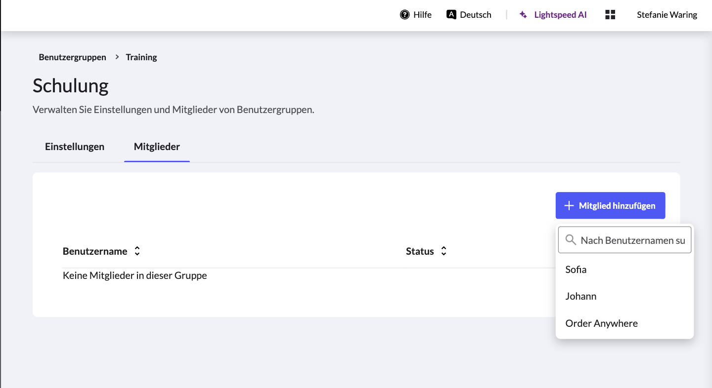 Das Dropdown-Menü zum Hinzufügen von Mitgliedern zu einer Benutzergruppe